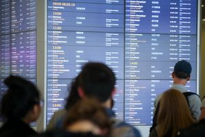 Почти 50 рейсов отменено и задержано в столичных аэропортах