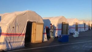 Амурская область и Алтайский край готовы принять беженцев из ЛНР и ДНР