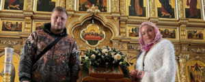 Волочкова посетила мужской монастырь с новым избранником Дмитрием