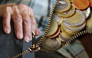 Как американские пенсионеры в ближайшие годы могут потерять часть своей пенсии