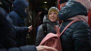 Беженцев из ДНР и ЛНР продолжают размещать в Подмосковье