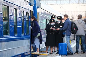 РЖД выделит дополнительные поезда на юг России из-за приостановки работы аэропортов