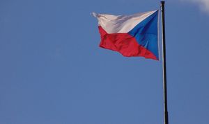 Чехия приостанавливает работу генконсульств в Петербурге и Екатеринбурге