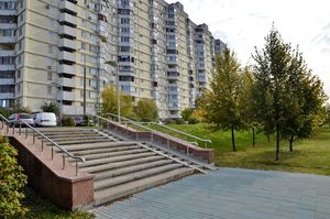 Специалисты отремонтировали 11 тысяч квадратных метров гранитных лестниц в Москве