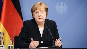 Меркель осудила спецоперацию России на Украине и поддержала санкции Запада