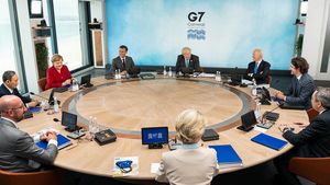 Главы МИД G7 обсудят ситуацию на Украине 27 февраля