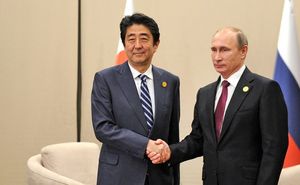 Путин озвучил варианты решения спора с Японией по Курилам