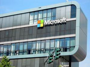 Что для пользователей Windows означает приостановка продаж продуктов Microsoft?