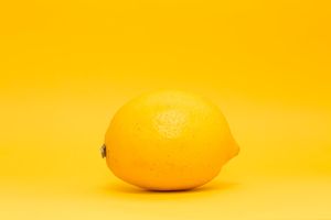 Долька лимона в машине: какую проблему она помогает решить
