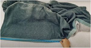 Мастерица показала, как стильно и полезно переделать старое одеяло