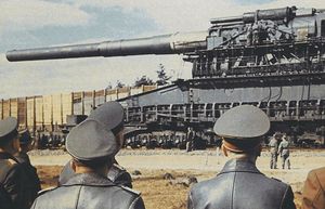 Кровавая «Дора»: Как гигантская пушка нацистов могла изменить ход Второй мировой войны