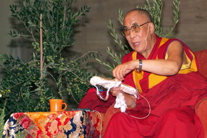 Далай-лама объяснил, почему сострадание может приблизить мирные времена