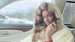 «Завидуйте молча»: Волочкова неожиданным способом поддержала Евгению Медведеву