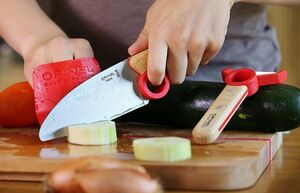Абсолютно безопасный кухонный нож, который можно доверять даже детям