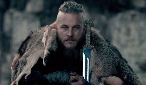 Свирепый герой викингов Рагнар Лодброк: историческая личность или мифический персонаж