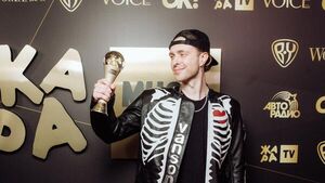 «Иммунка ослабла»: Егор Крид оказался под капельницей после появления на «Жаре»