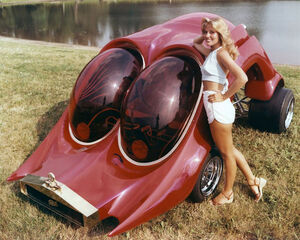 Как дизайнер представлял себе автомобили будущего из 1970-х годов