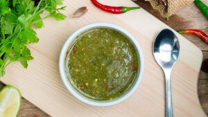 Зеленый ткемали: рецепт изысканного соуса от ведущей Виктории Дмитриевой
