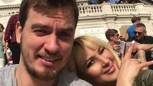 «Люблю!» Молодой муж Кудрявцевой показал беременную жену