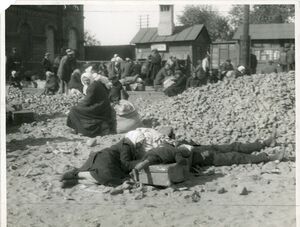 1932. Четыре снимка из Советского Союза фотографа Джеймса Эббе