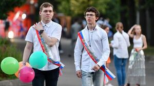 Гулять так гулять! Эксперты посчитали стоимость школьного выпускного в этом году