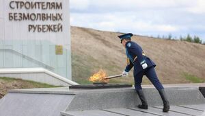 Частицу Вечного огня с Могилы Неизвестного Солдата передали мемориалу в Чувашии