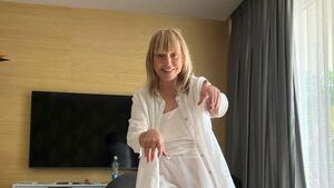 Велопрогулки, баня и катание с горки: как Пугачева отдыхает с детьми и внучкой в Юрмале