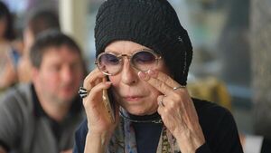Муж попавшей в больницу Чуриковой дал первый комментарий о её состоянии