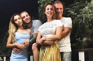 Наталья Сенчукова и Виктор Рыбин женили своего 23-летнего сына
