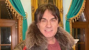 Уехавшая из дома дочь Серова показала, как относится к своему отцу