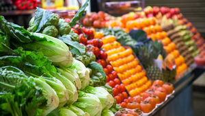 Максимум пользы: эксперт дала советы, как правильно хранить фрукты и овощи летом