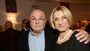 Ему в кадр, а он рыдает: Владимир Долинский не сумел скрыть эмоции