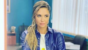 Веснушки и морщины: Муцениеце показала себя без макияжа