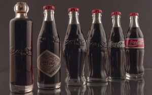 История Coca-Cola, или Как коктейль из вина и большой дозы кокаина стал популярным напитком