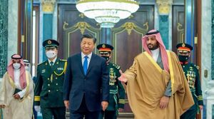 Китай хочет покупать нефть у Саудовской Аравии за юани. Это конец эпохи доллара?