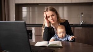 Как совмещать материнство и карьеру: четыре золотых правила