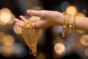Спрос на золотые украшения падает. Ювелирные магазины расширяют непрофильный ассортимент