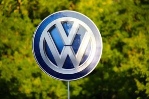 Кому выгодно обвинить Volkswagen в работе на русских?