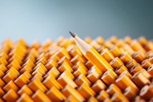 Почему простые карандаши красят в жёлтый цвет?