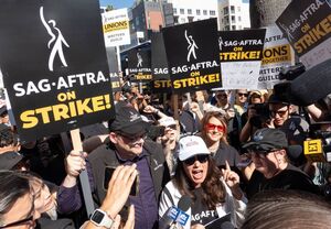 Массовые протесты актеров в Голливуде: как отразится забастовка на мир кино