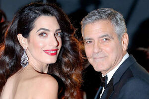 Джорджа и Амаль Клуни засняли за поцелуями на свидании в Италии