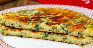 Сырные лепёшки с зеленью на перекус или на завтрак