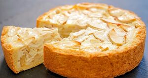 Когда шарлотка надоела, а готовить торт лень, пеку этот восхитительный яблочный пирог