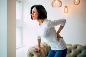Как избавиться от боли в спине: 5 простых упражнений