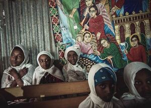 Православие по-африкански: Церковные службы под стук барабанов с танцующими прихожанами