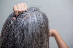 Причины седины волос и как это предотвратить