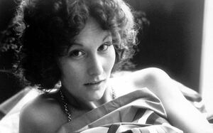 Линда Лавлейс: Как девушка-пуританка стала первой звездой кино для взрослых, а потом ушла в религию