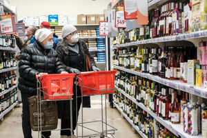Проблемы на рынке труда могут парализовать работу крупнейшего в России алкомаркета