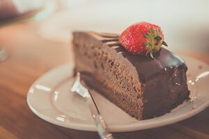 Торт кофейная ириска с грецкими орешками