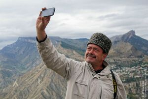10-е годы XXI века на снимках Игоря Стомахина. 2015.«Дети спрашивали: что за огонечек горит у тебя в